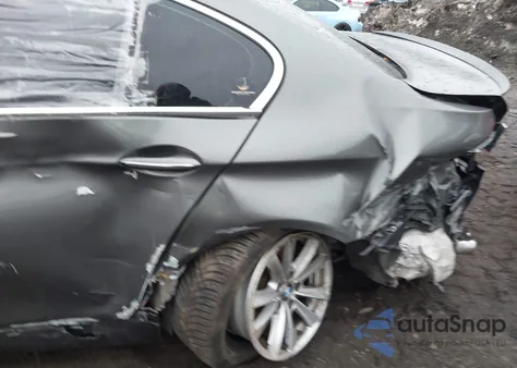 2015 BMW 528I xDrive z USA, uszkodzony, nr VIN WBA5A7C52FD623203